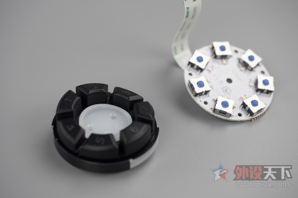 �����ӡ�Razer Naga Hex V2���⣺�������ں�