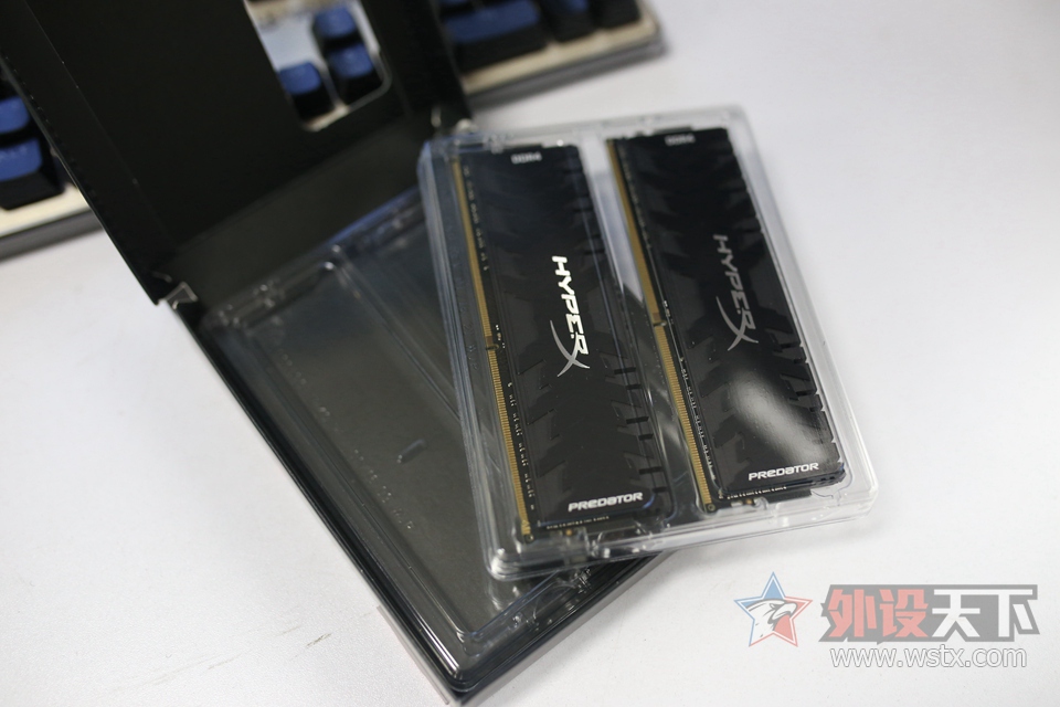ʳHyperX Predator DDR4-3333ڴ