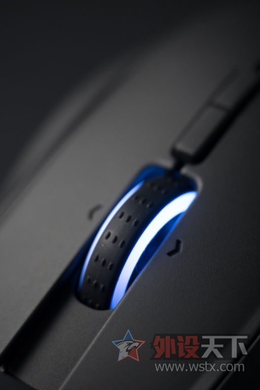 �����ӡ�Razer Naga Hex V2���⣺�������ں�