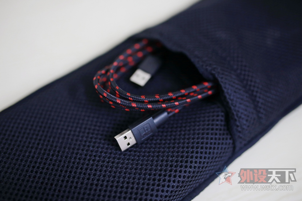 ����Ϊ��Ϸ���� HyperX Alloy FPS��е����͵�ܷ���