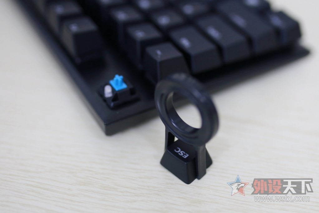 ����Ϊ��Ϸ���� HyperX Alloy FPS��е����͵�ܷ���