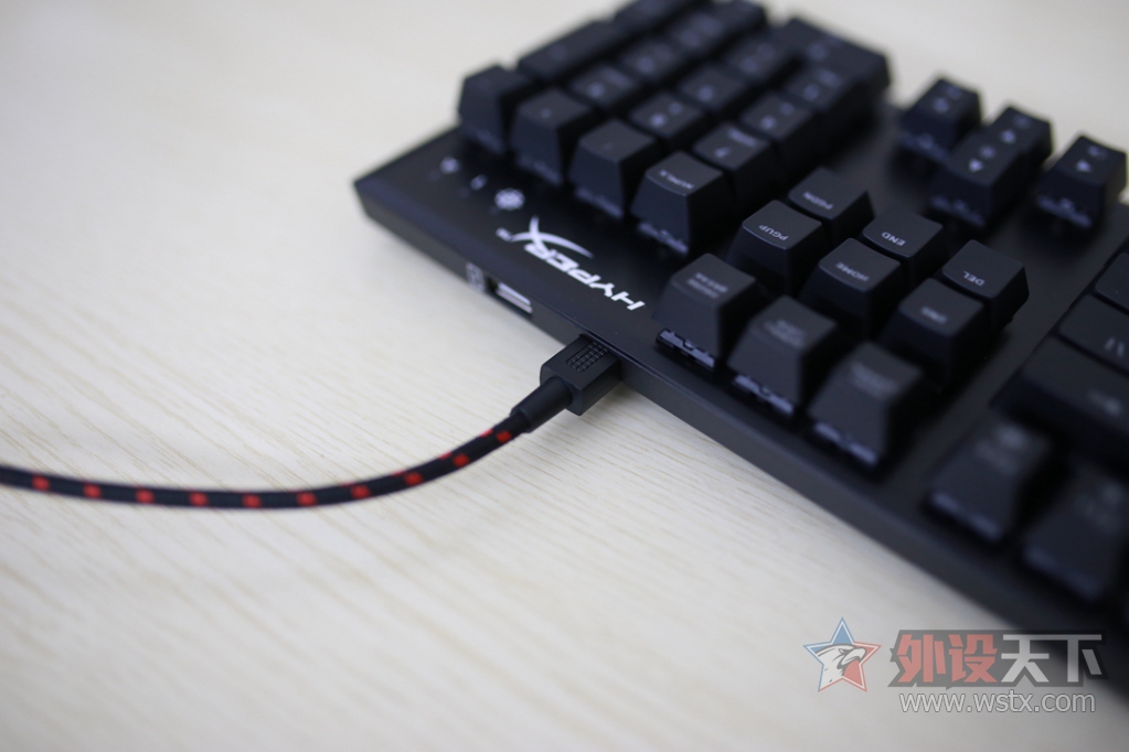 ����Ϊ��Ϸ���� HyperX Alloy FPS��е����͵�ܷ���