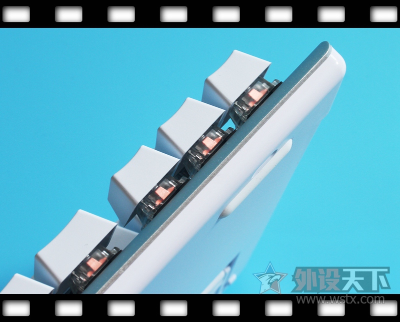 ������ҹ----�����EK185ˮҫС��