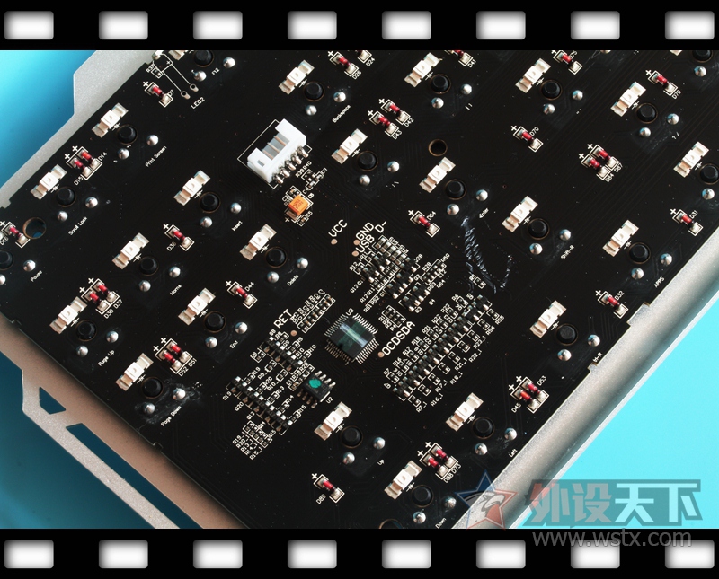 ������ҹ----�����EK185ˮҫС��