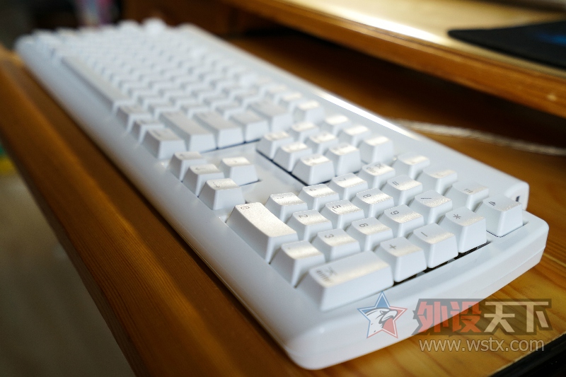 ۡɽMatias Tactile Pro ƻλAlpsе