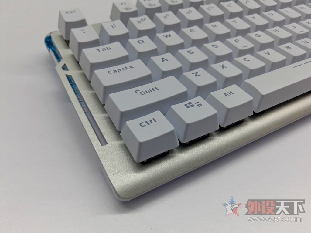 ˮ��֮�����������EK815