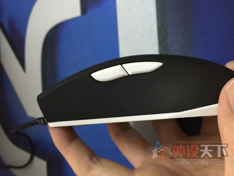 [人]550  Mionix skװ +   ɵ