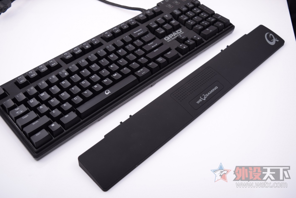 ָƹĻ콢   QPAD MK-90 