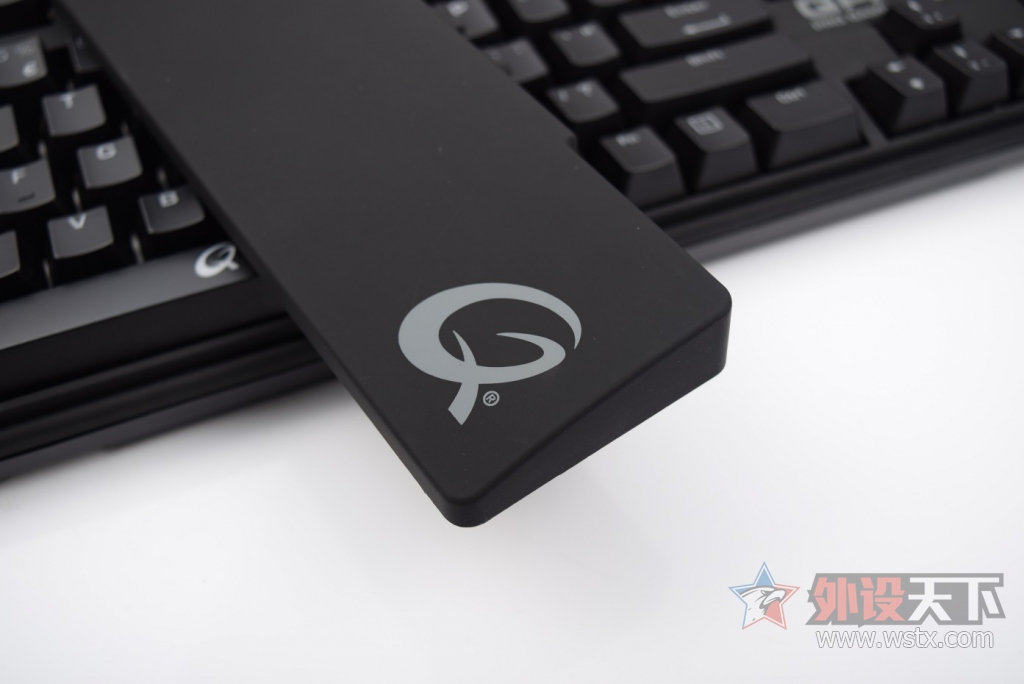 ָƹĻ콢   QPAD MK-90 