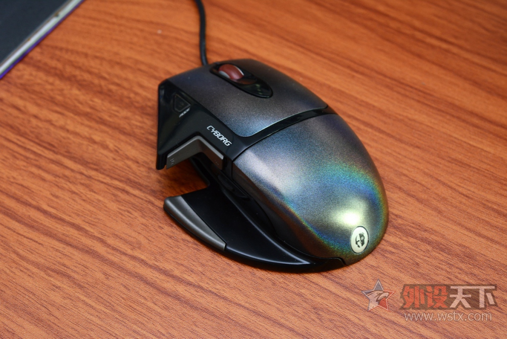�������Cyborg Mouse�ͱ������ĸ������