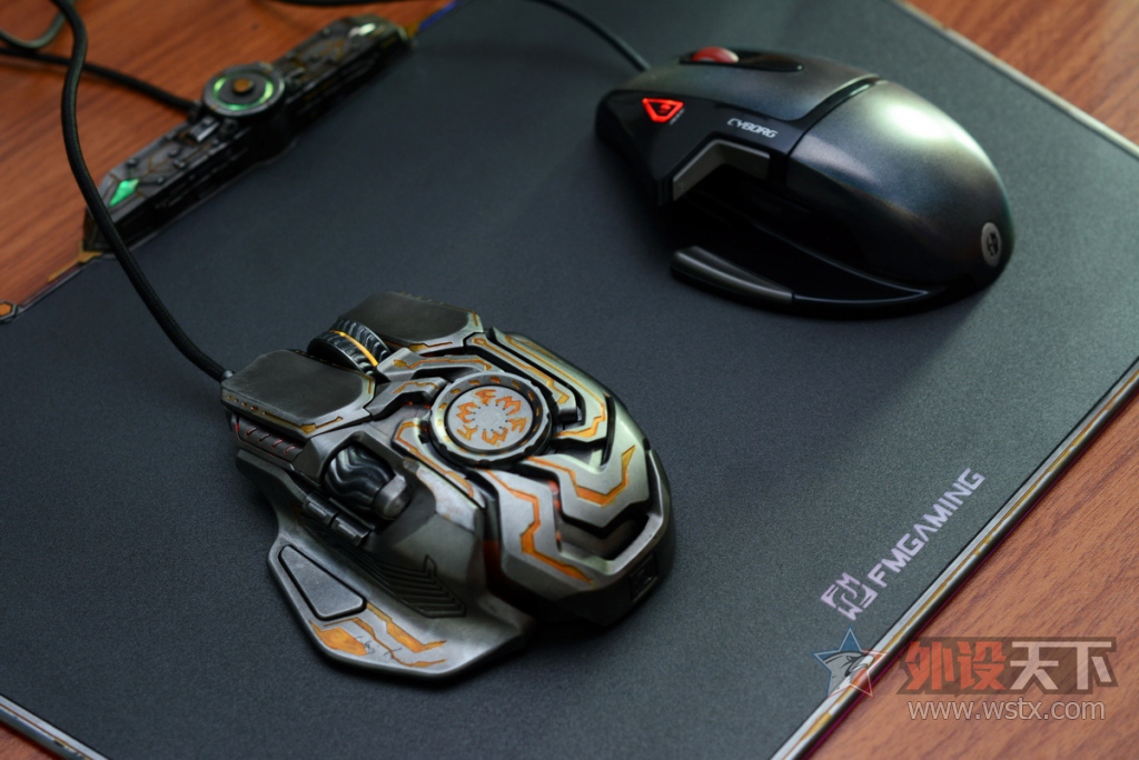 �������Cyborg Mouse�ͱ������ĸ������