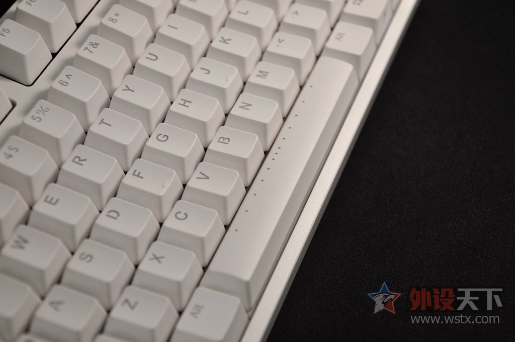 ��е�����Ǹöϱ��Ա����ǽ���ƫ�棬IKBC F108�������������