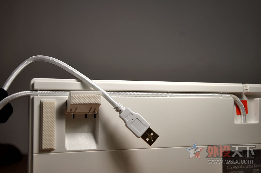 ��е�����Ǹöϱ��Ա����ǽ���ƫ�棬IKBC F108�������������