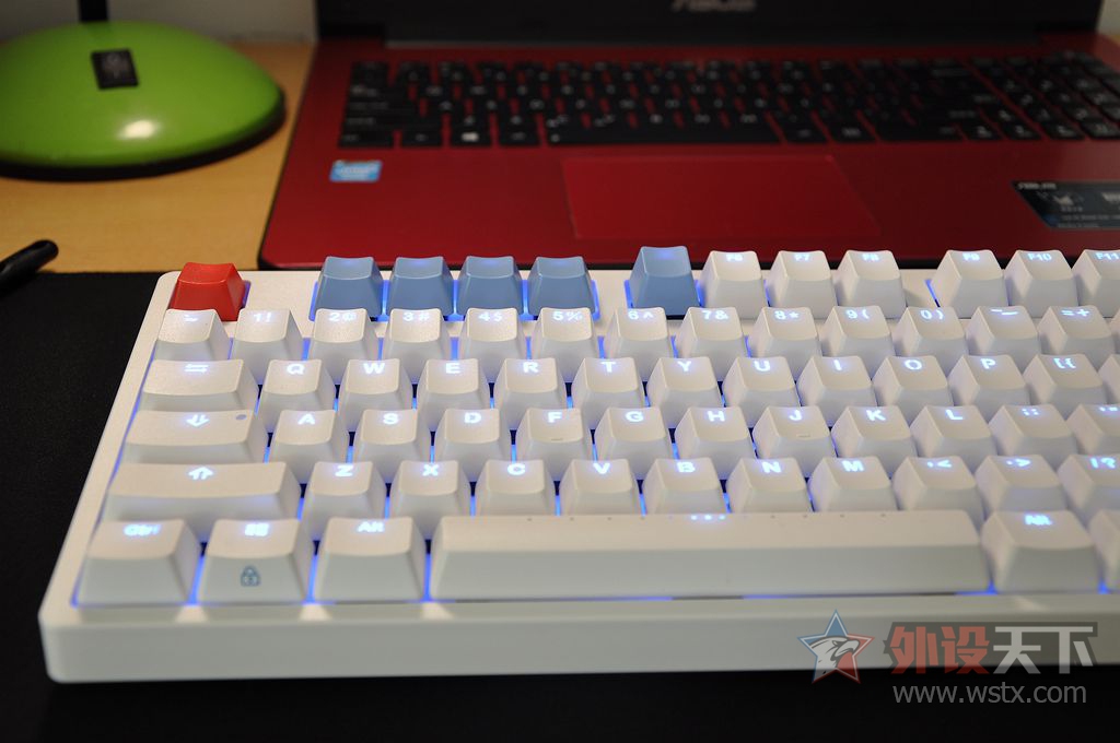 ��е�����Ǹöϱ��Ա����ǽ���ƫ�棬IKBC F108�������������