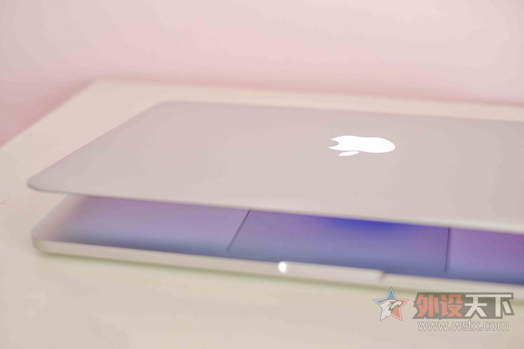 ƻ����У��������ݣ���Macbook pro��Beats�������� ���估����
