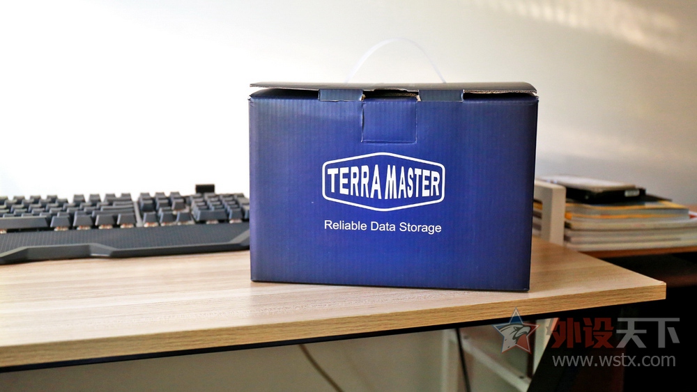 ¸˴洢TerraMaster F2-220 NAS