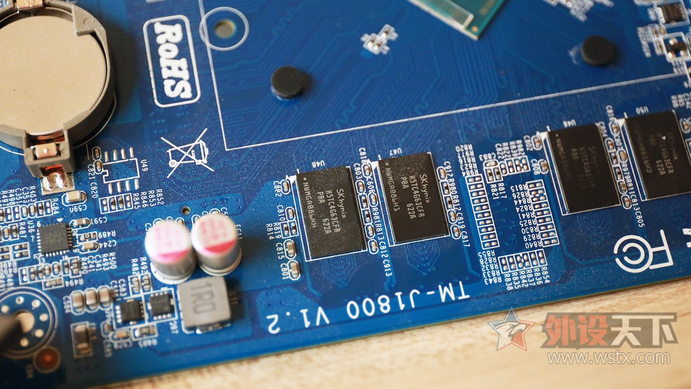 ¸˴洢TerraMaster F2-220 NAS