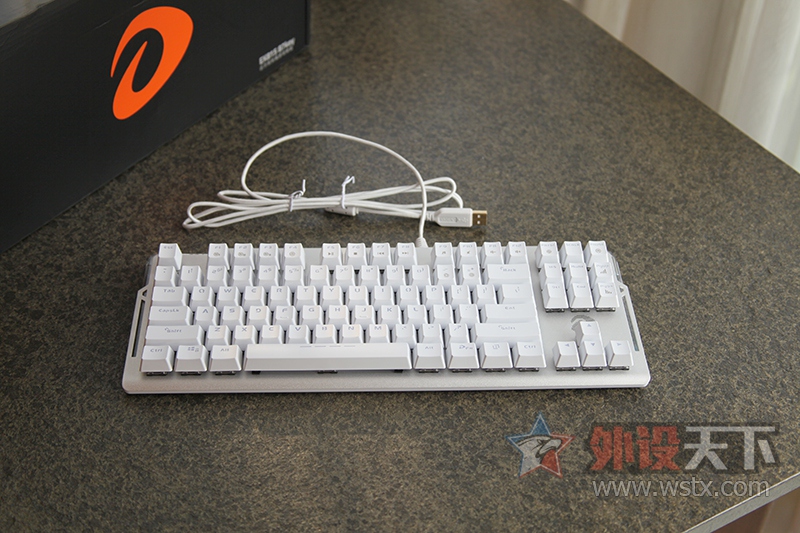 ����֮������ϵ�еھŵ�������硱ˮ���´��� �����ˮҫEK815��е���̿�������