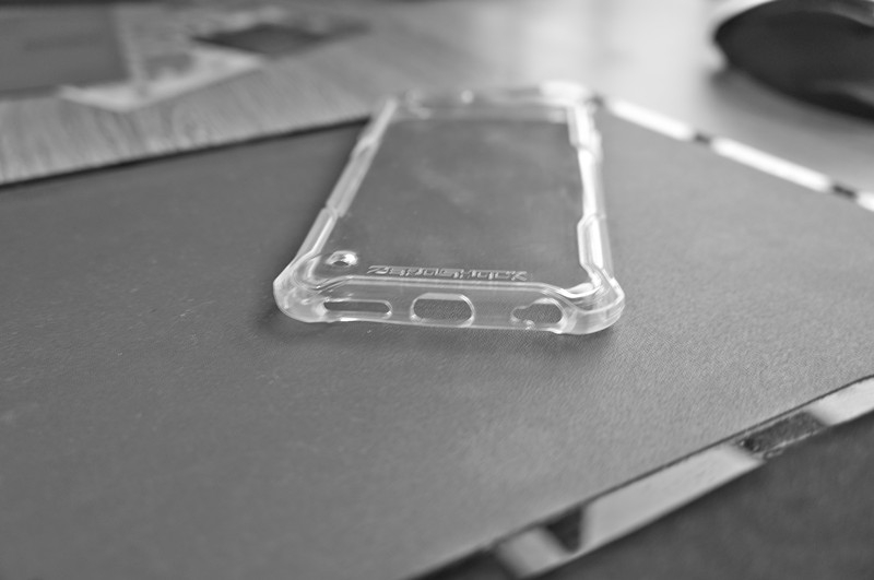 ˤiPhone֮ ELECOM ֻ͸ʵ鱨