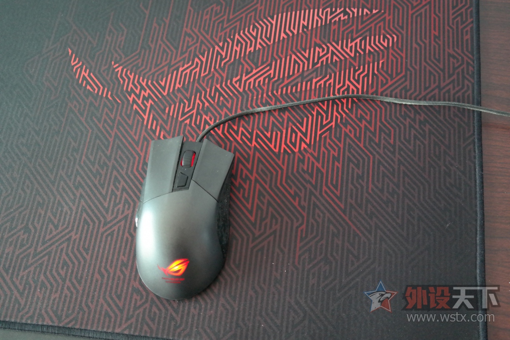 ����ս�ۣ�ROG��ҹ���Sheath̩̺���濪������