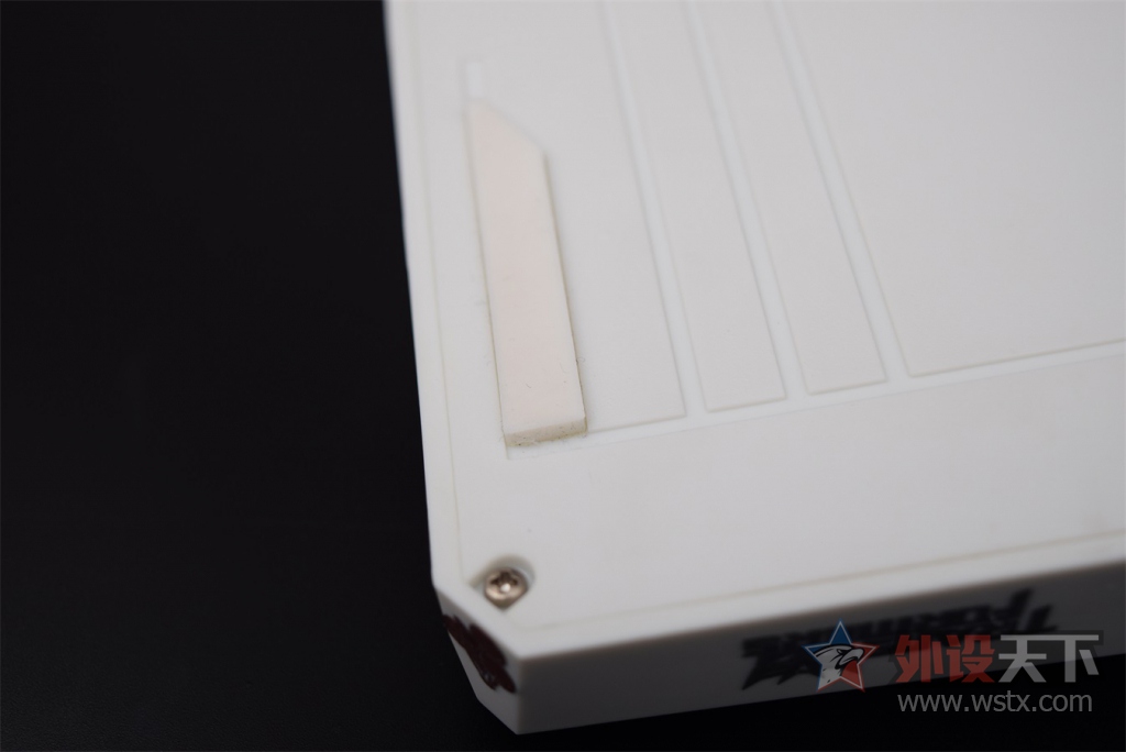 û��Ϲ���ڵ�������Լ��̸���