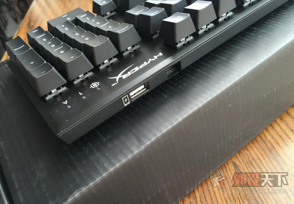 ��������̣�HyperX Alloy ������ ��������