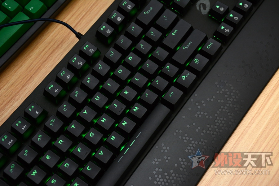 ���ַ��������EK815 104�ڲ���ʲô��ȱ�㣿