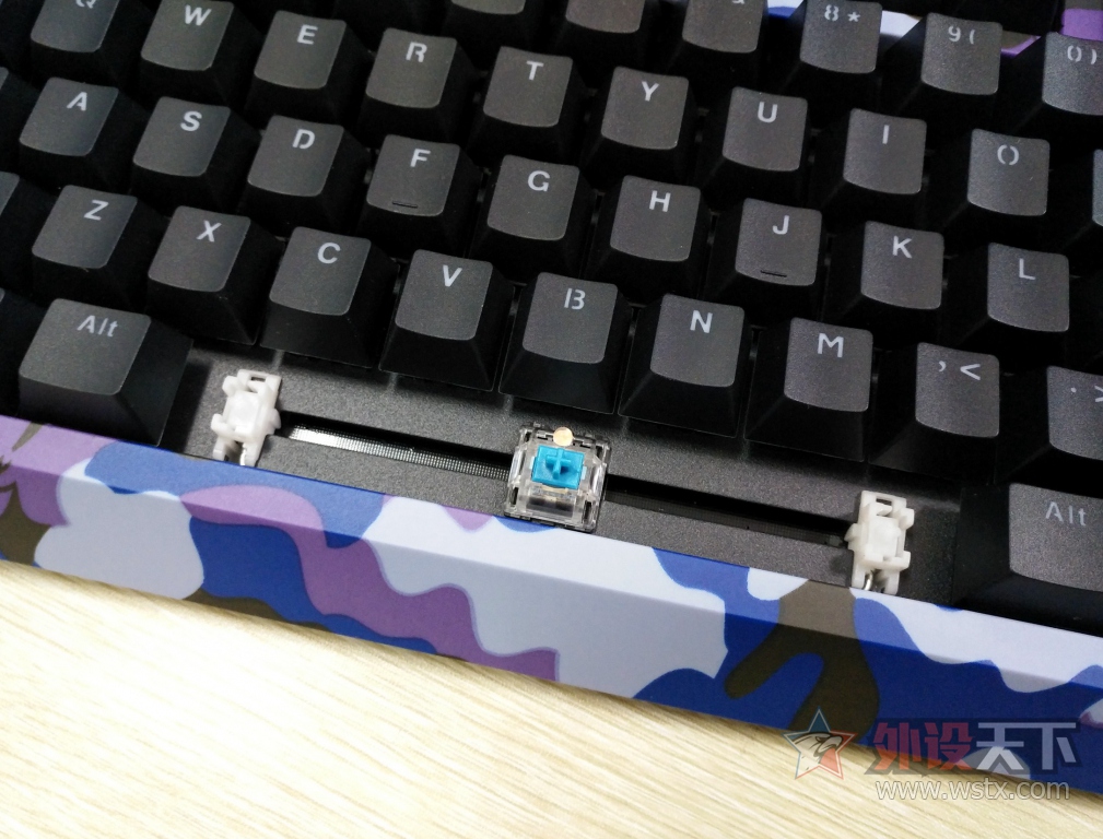 �൱���޵�����è������������Akko Camo 87���Բʻ�е���̿������