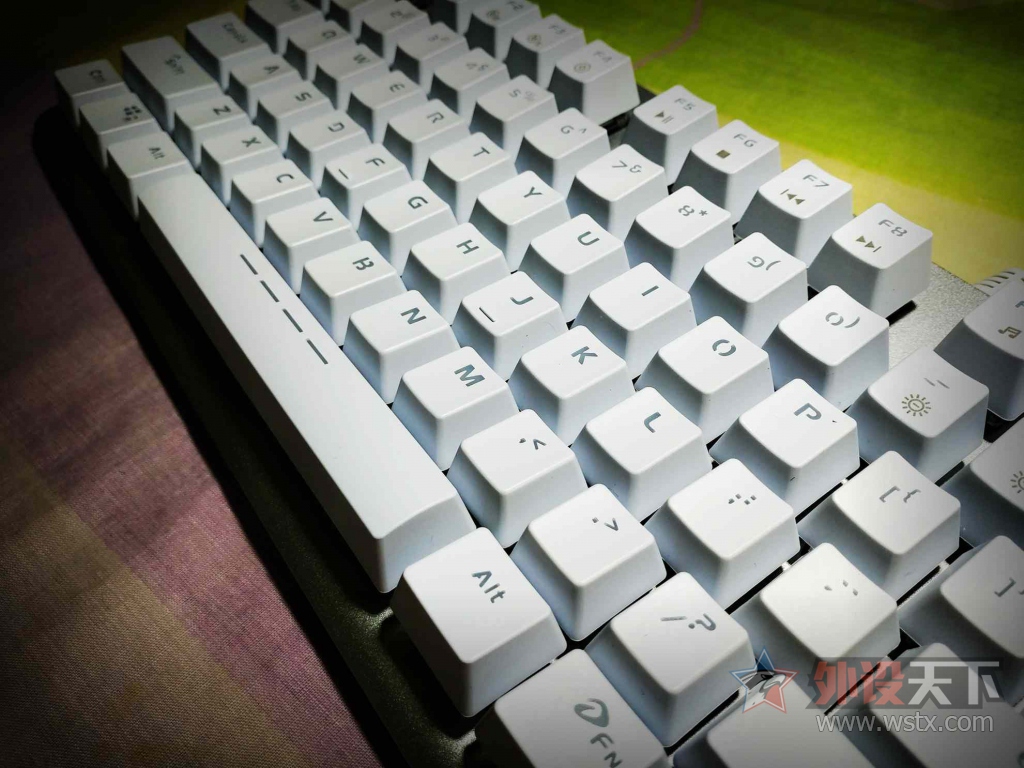 ŵɱ䣬µˮҫEK815е̲