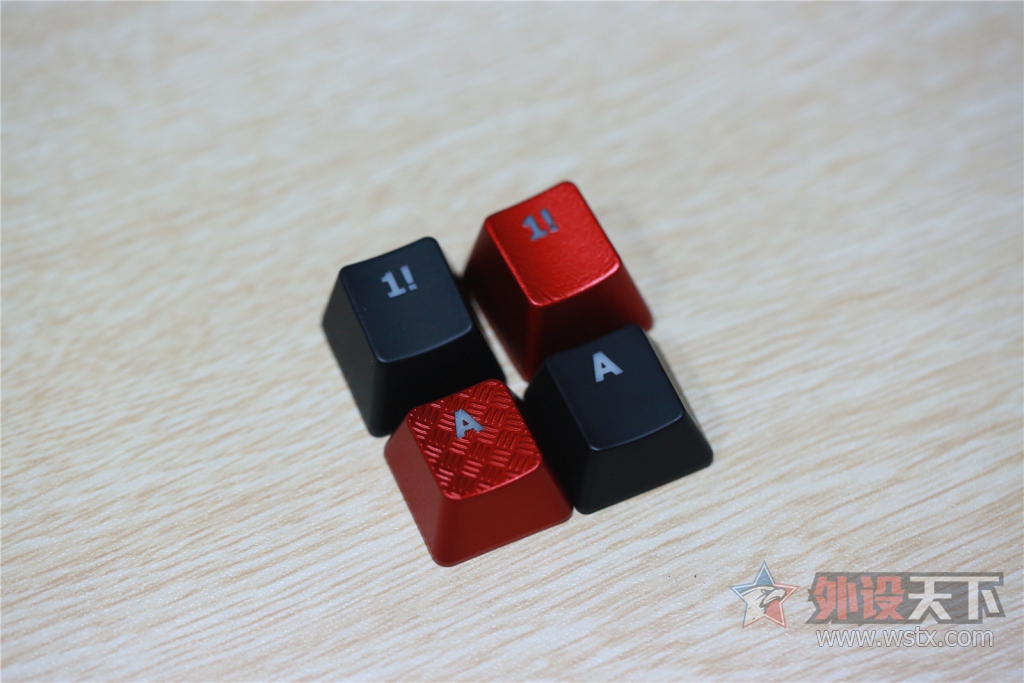 �������¾��ޣ������������𺳡���ʿ��HyperX  Alloy ��������е���̿��䣨�޶�ͼ!��