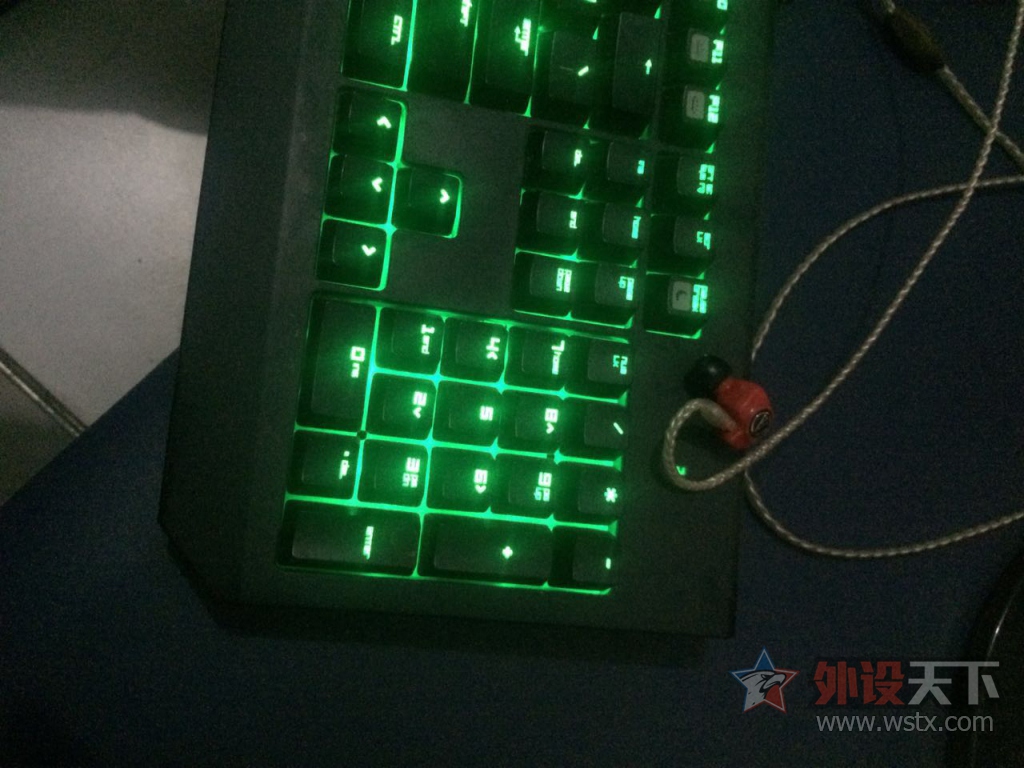 ӱ8¡14ߺڹѸռ