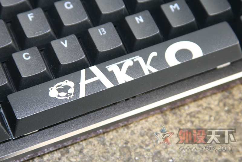 ֮ϵеʮһɧϳ AKKO-AKS104ʱջе