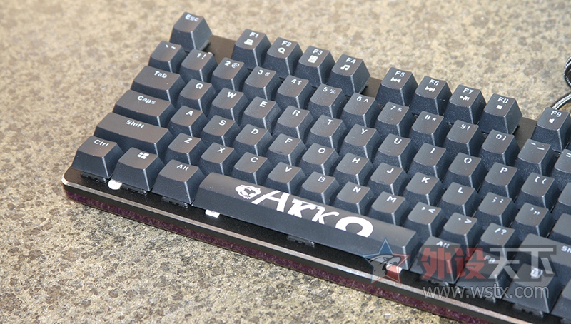 ֮ϵеʮһɧϳ AKKO-AKS104ʱջе