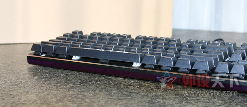 ֮ϵеʮһɧϳ AKKO-AKS104ʱջе