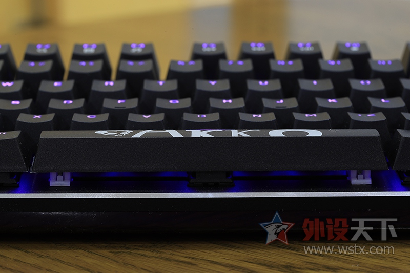 ֮ϵеʮһɧϳ AKKO-AKS104ʱջе