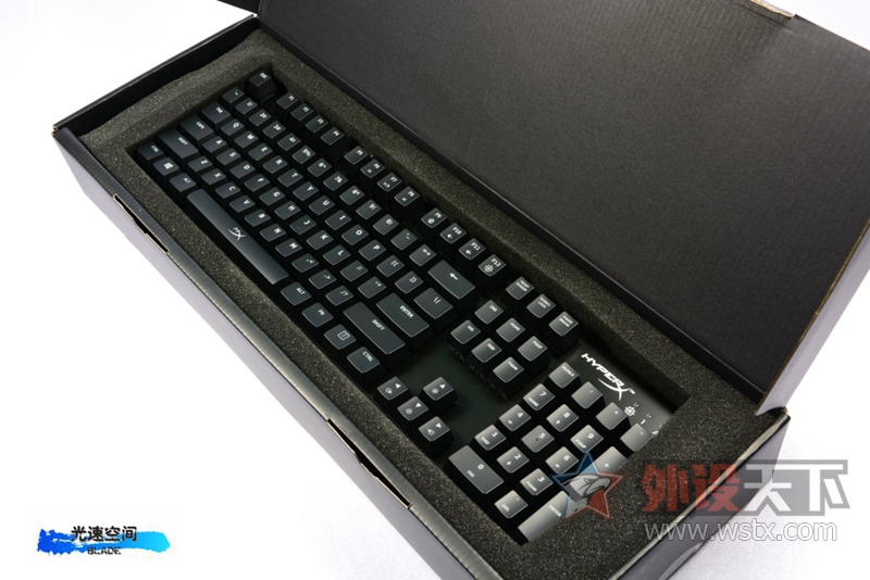 �羺�����š�����ʿ��HyperX Alloy ��������е��������