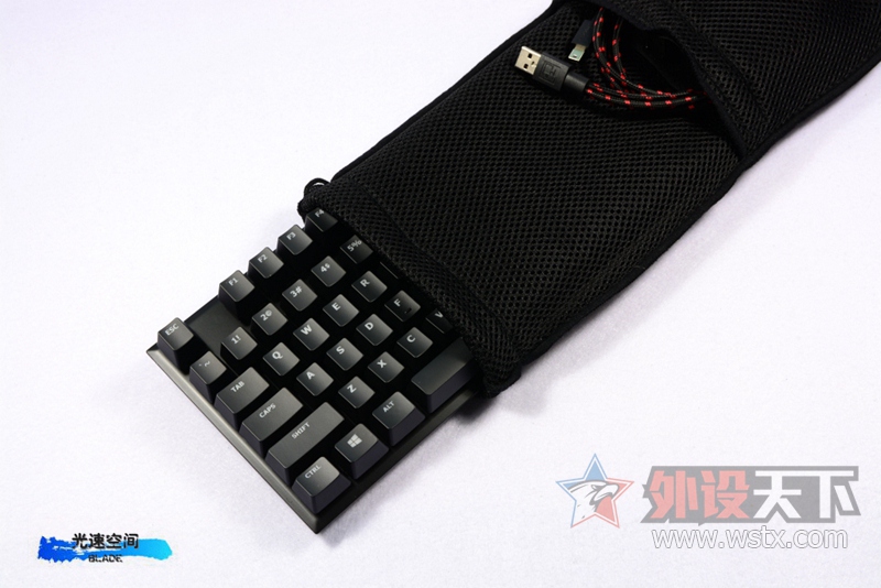 �羺�����š�����ʿ��HyperX Alloy ��������е��������