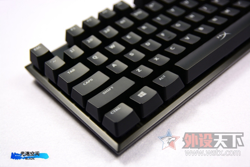 �羺�����š�����ʿ��HyperX Alloy ��������е��������