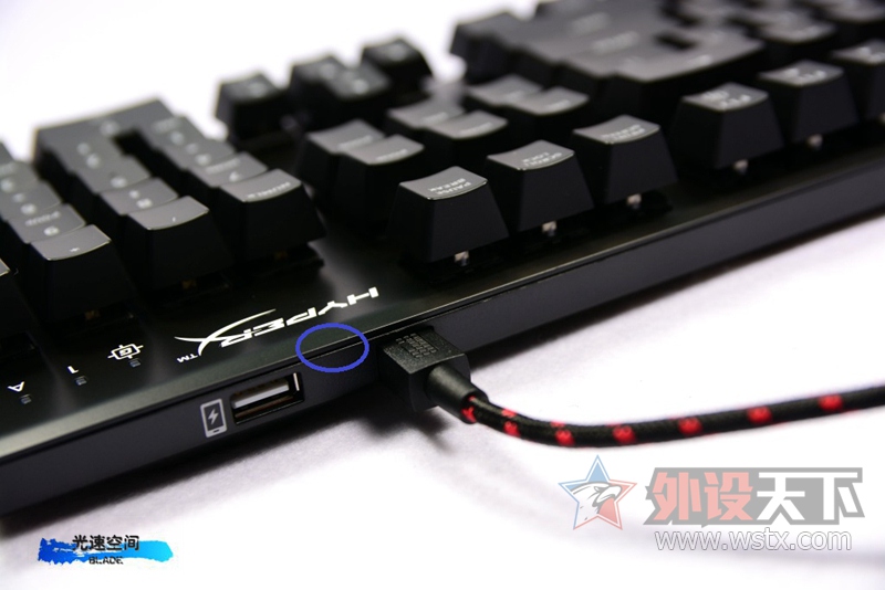 �羺�����š�����ʿ��HyperX Alloy ��������е��������