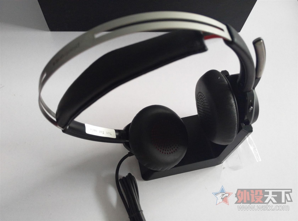 [ɽ��]������Focus UC b825 BackBeat SENSE ��������