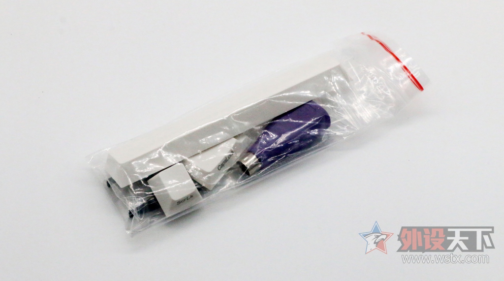 Leopold FC750R ɫ̼̿