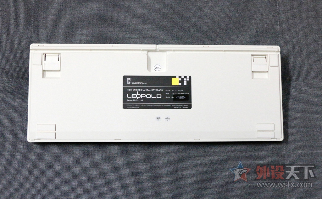 Leopold FC750R ɫ̼̿