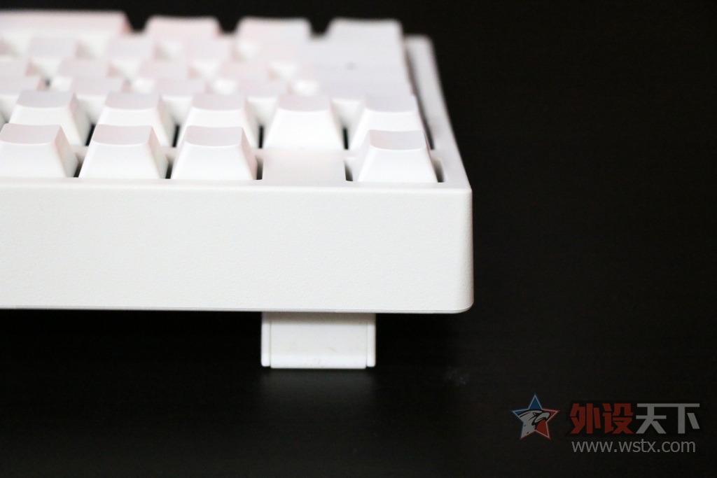 Leopold FC750R ɫ̼̿