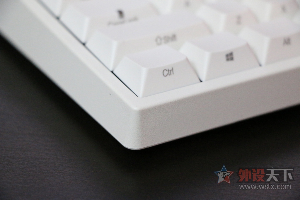 Leopold FC750R ɫ̼̿