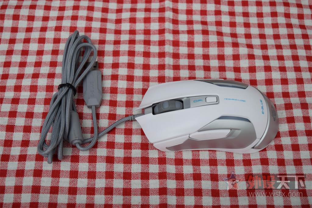 ΢Ц��꣬�˲�M668 ���⣬�ں���Ƶ���Աȣ�������