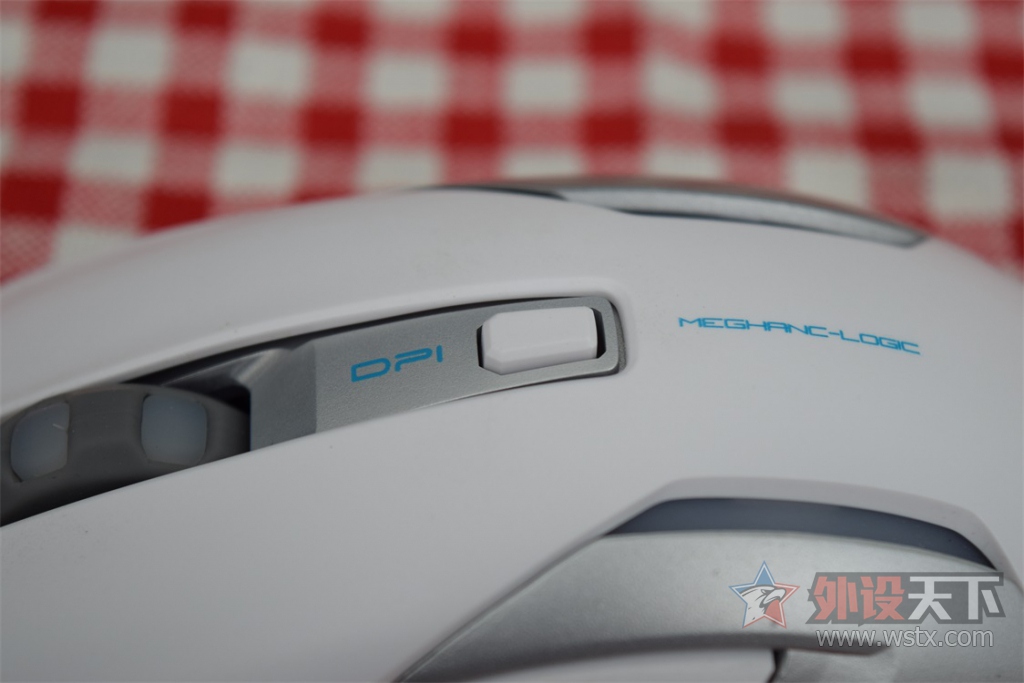 ΢Ц��꣬�˲�M668 ���⣬�ں���Ƶ���Աȣ�������