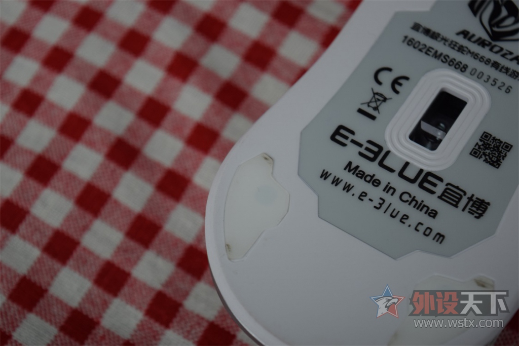 ΢Ц��꣬�˲�M668 ���⣬�ں���Ƶ���Աȣ�������