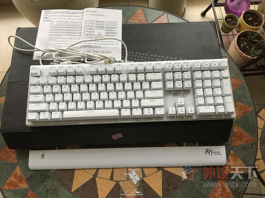 RK S108�� ��ɫ�׹���Ϸ��е���̣��������ᣩ ʹ�ñ���