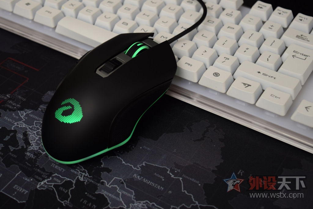 ���Ҳ�лƽ�����������ջ� ����� EM905