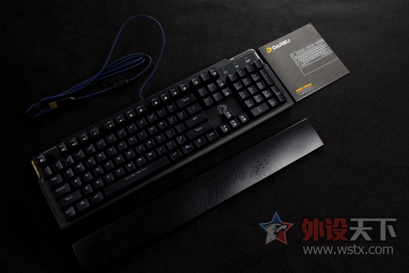 ۵ĺü-EK815 104RGBе
